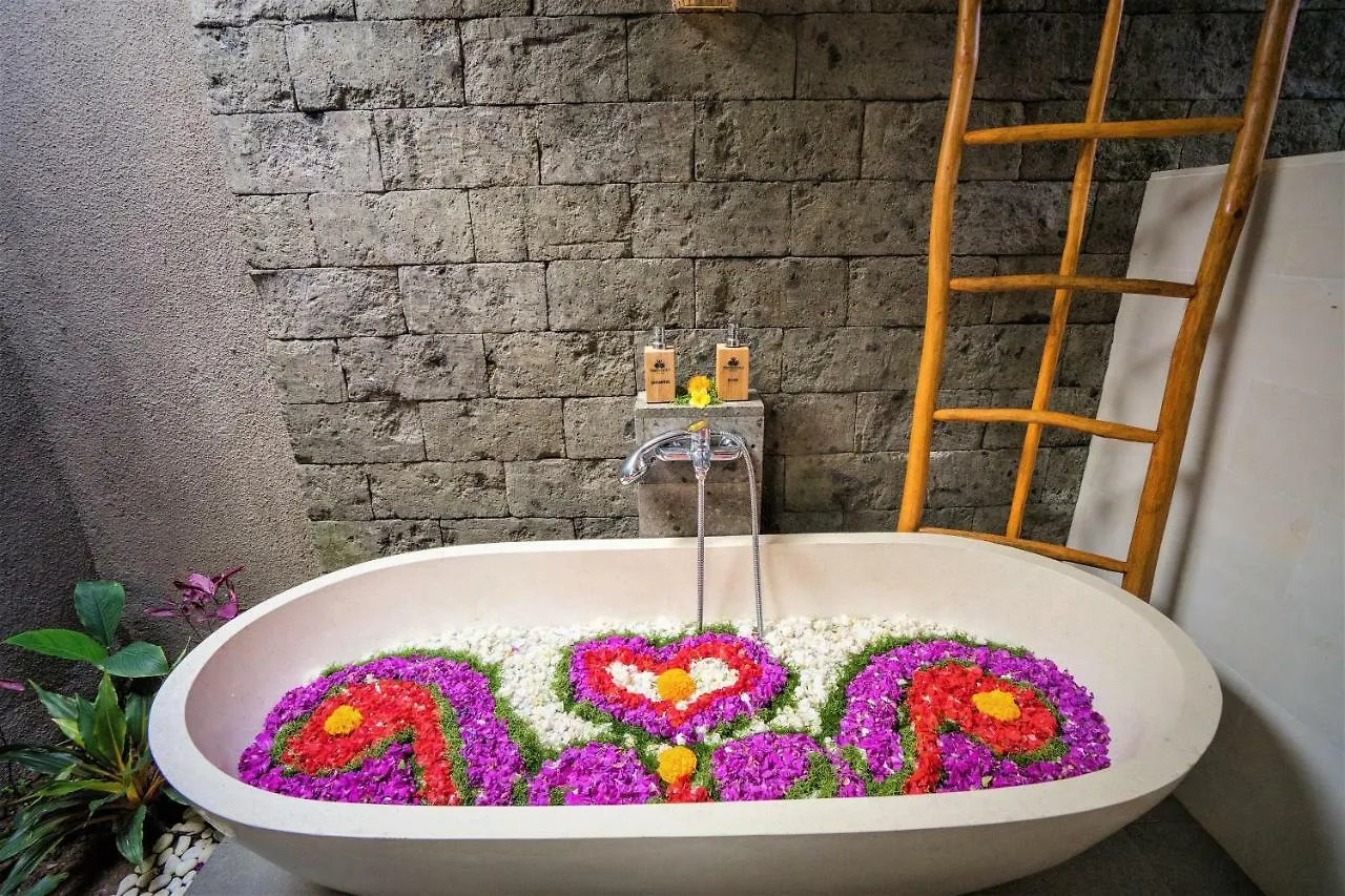 Three Gold Luxury Private Villas Ubud   Ubud (Bali)
